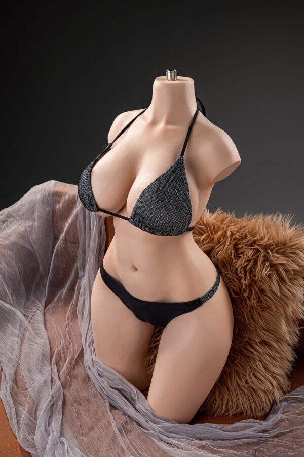 cd 9.2kg realistic silicone female torso us warehouse fast shipping (copy)